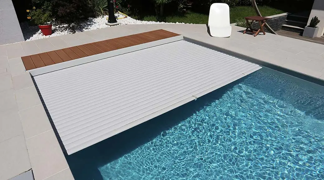 Poolabdeckung
